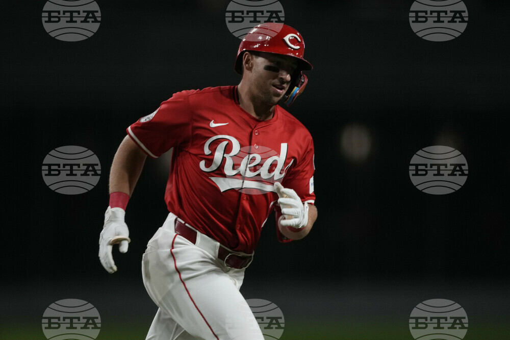 Twins Reds Baseball